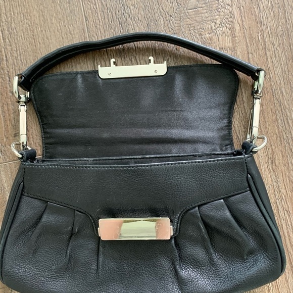 Express Black Leather Women's Bag - Picture 6 of 8